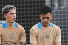 英格兰前锋凯恩转会传闻：曼联、切尔西、利物浦、热刺争抢，目标冲击希勒进球纪录